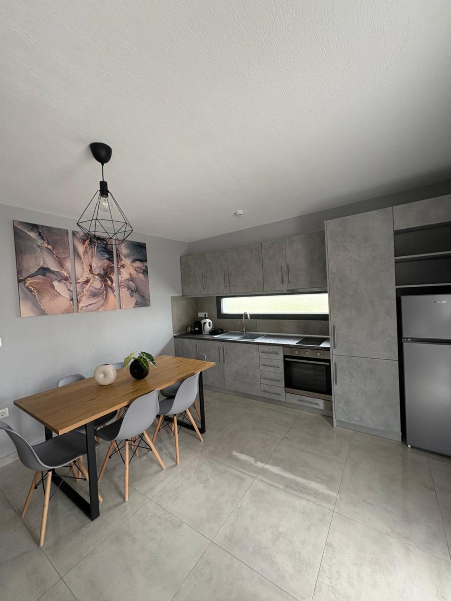 Elinor Apartments Flogita Zewnętrze zdjęcie